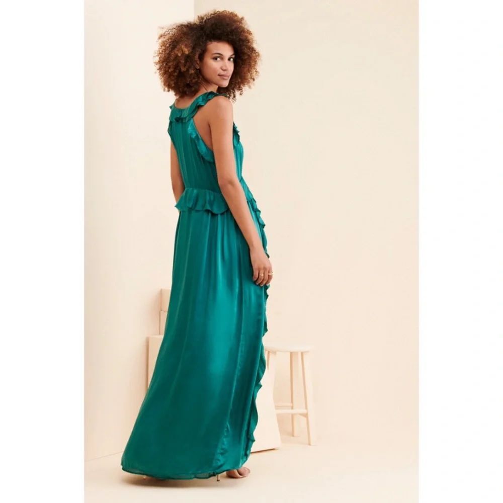 Love Sam Neela Ruffle Gown - Picture 4 of 6